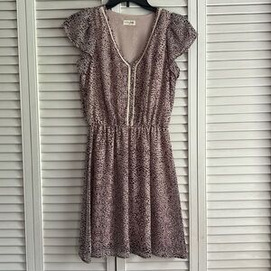 Dress V neck short sleeve lined dress
